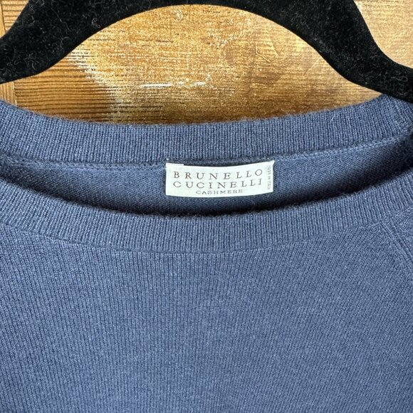 Brunello Cucinelli Cashmere Sweater with Sequin shoulders - Picture 2 of 8